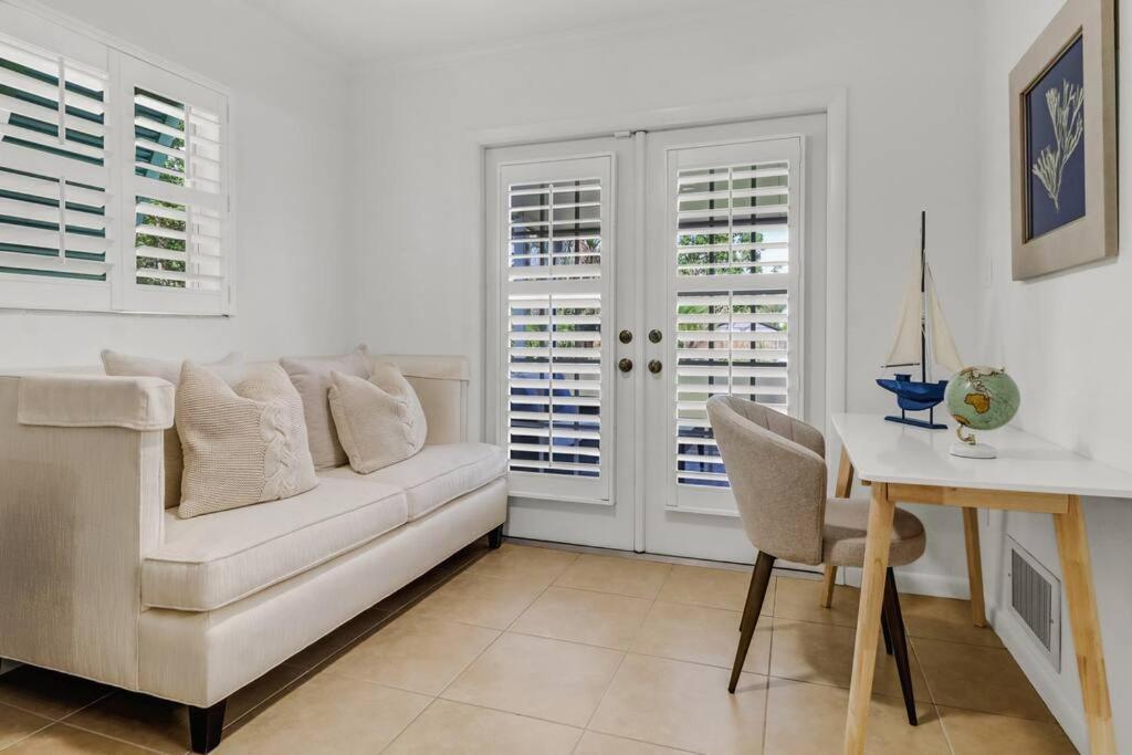 House W/ Heated Pool In Naples 5 Min To Beach Exterior photo