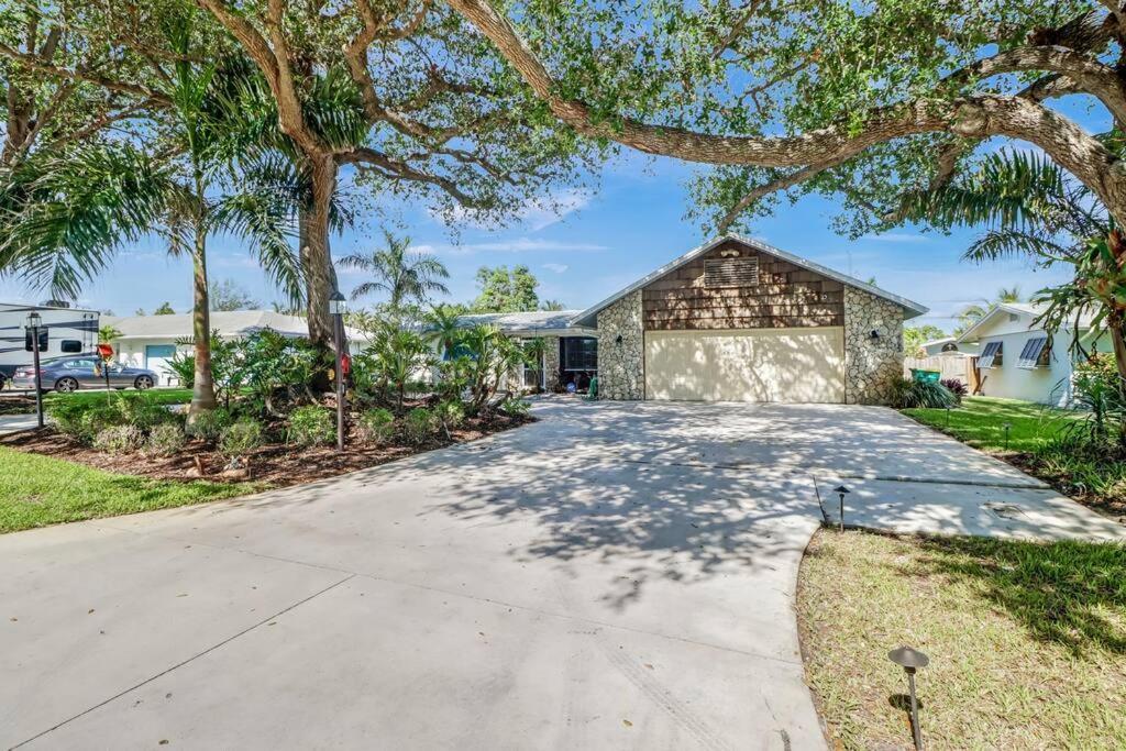 House W/ Heated Pool In Naples 5 Min To Beach Exterior photo