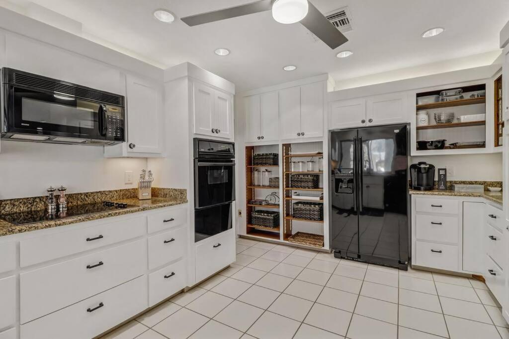 House W/ Heated Pool In Naples 5 Min To Beach Exterior photo